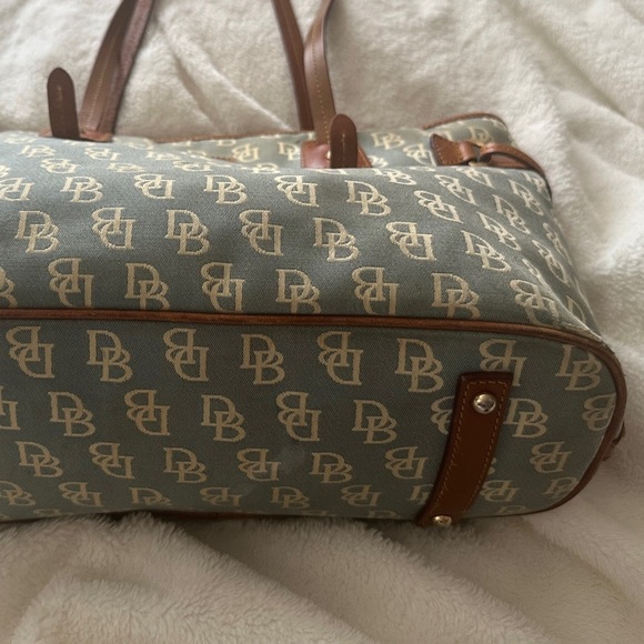 DOONEY & BOURKE Blue White Canvas Leather Logo Tote $369 LARGE EVERYDAY - Picture 3 of 14